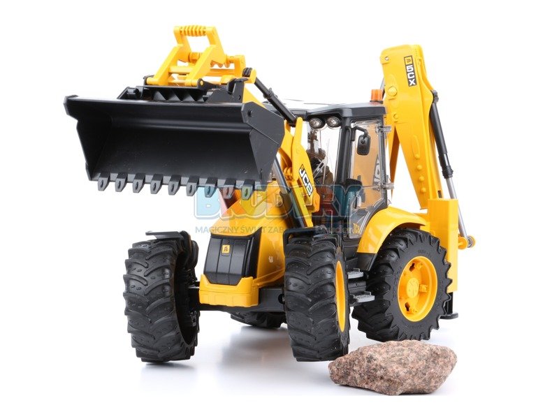 Bruder 02454 koparka JCB 5CX uszkodzone opakowanie