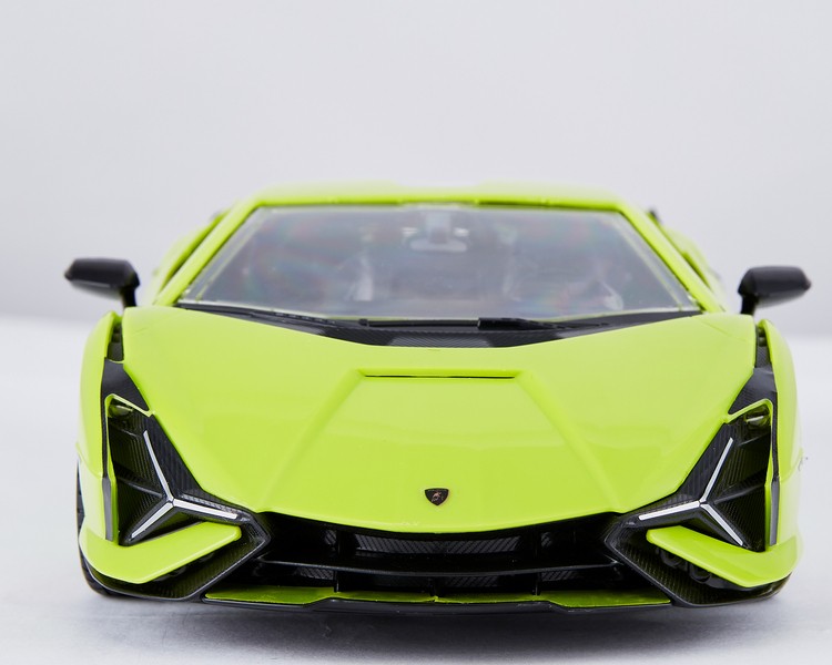 Zdalnie sterowany samochód Lamborghini Sian model do złożenia RASTAR 97400 RC 1:18