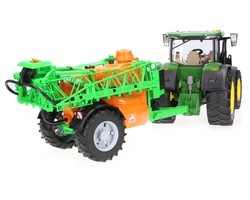Zestaw Bruder 03150 traktor John Deere + opryskiwacz 02207